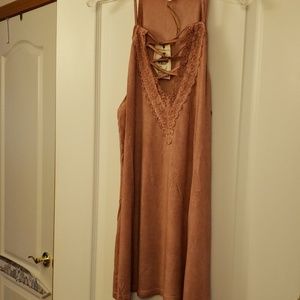 3 Bird Nest Easel Brand With the Band Tank